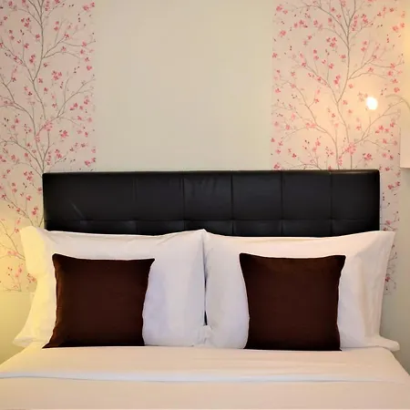 Apartment Colmeia Lisbon