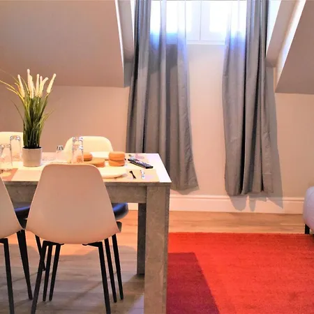 Colmeia * Лісабон