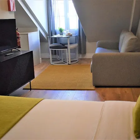 Apartment Colmeia
