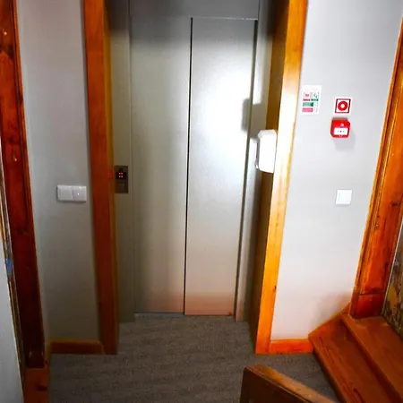 Apartment Colmeia *