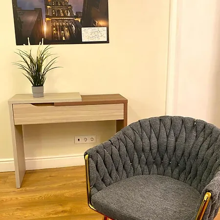 Apartment Colmeia *