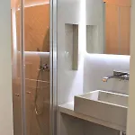 Colmeia * Лиссабон